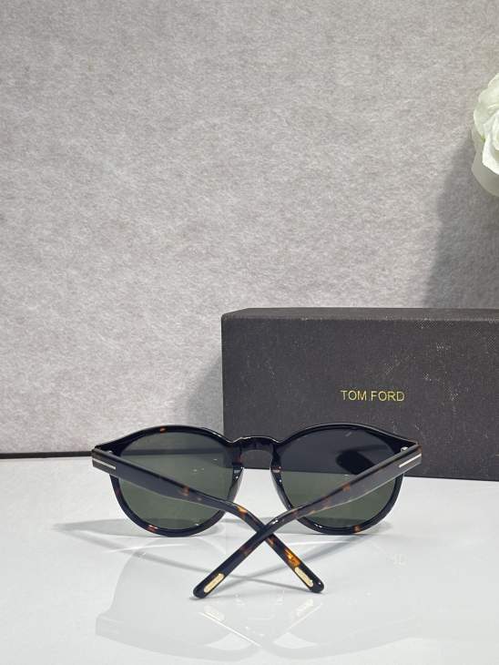 Picture of Tom Ford Sunglasses _SKUfw79760122fw